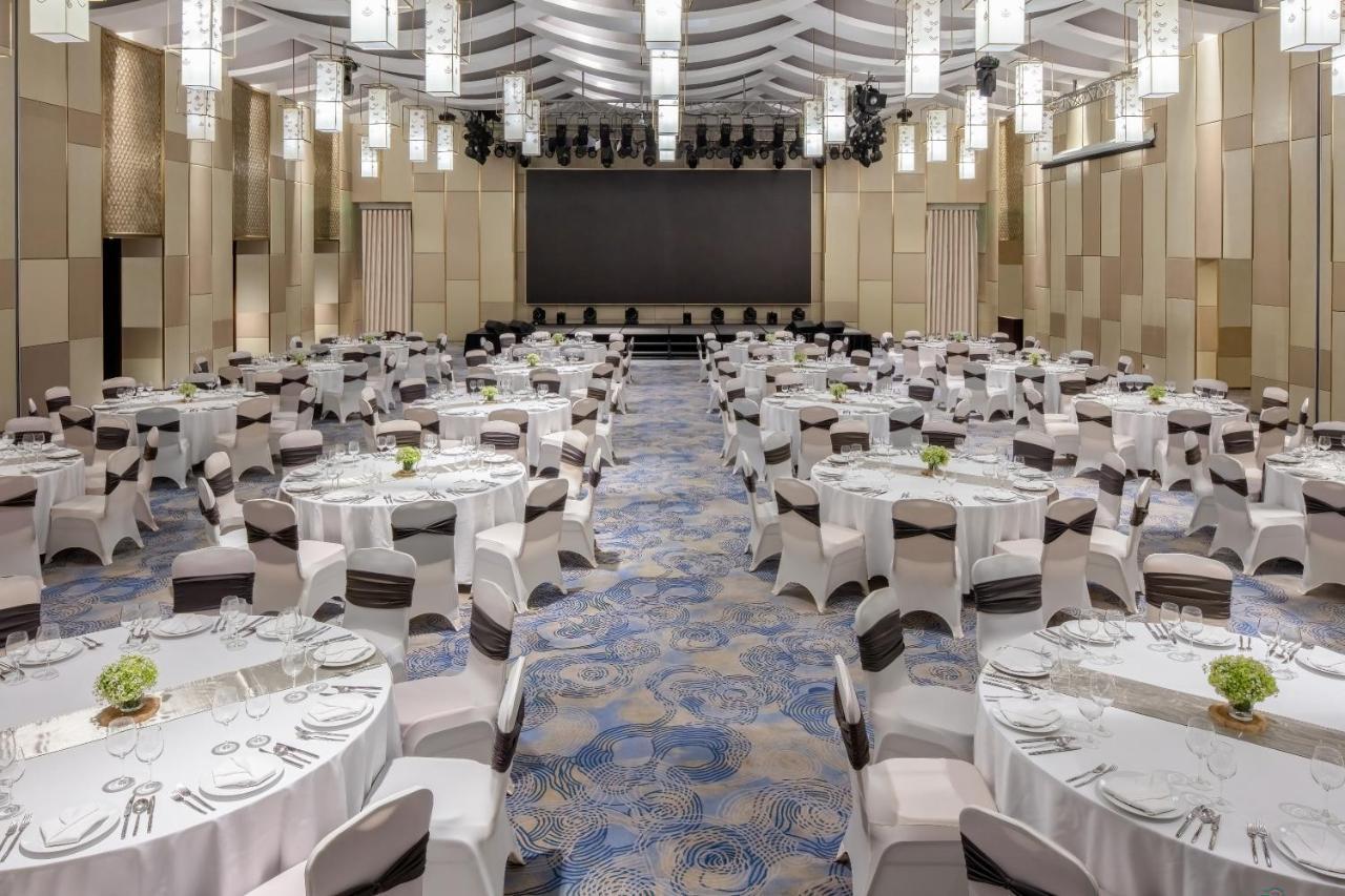 فندق فينبيرل هوى هوي المظهر الخارجي الصورة The Grand Ballroom