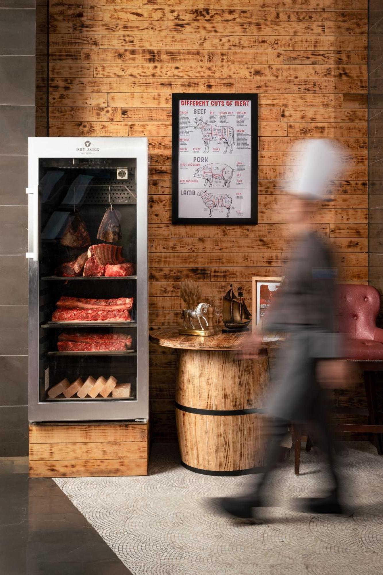 فندق فينبيرل هوى هوي المظهر الخارجي الصورة Dry-aging fridge